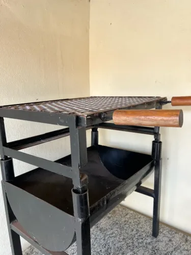 CHURRASQUEIRAS NOVAS A VENDA