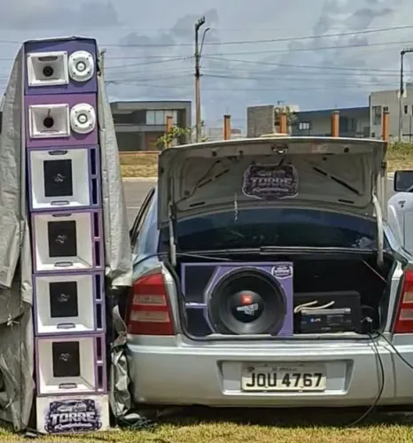 Som automotivo vendo ou troco 