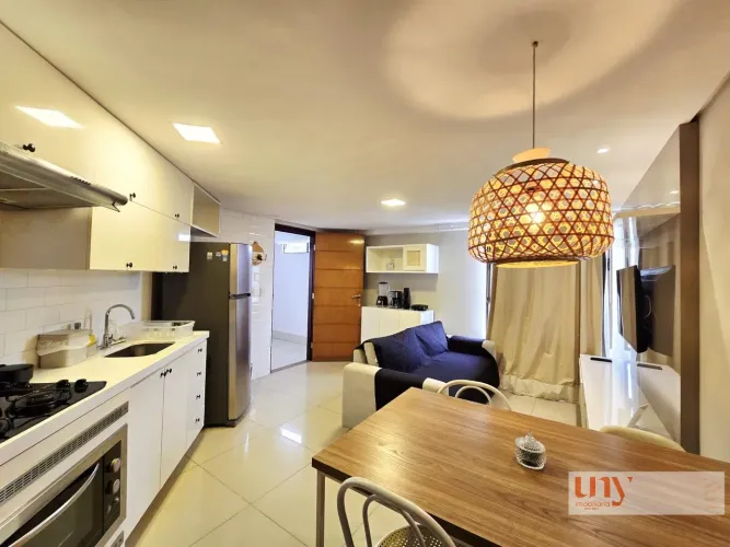 No Gold Flat! Apartamento com 2 quartos todo mobiliado a 100 metros da praia no Cabo Bran
