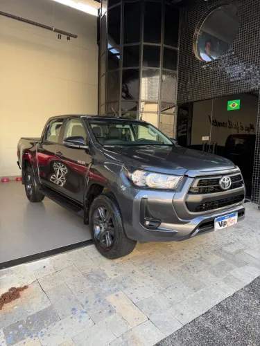 Toyota Hilux CD SR 4X4 2.8 TDI Diesel Aut. 2022