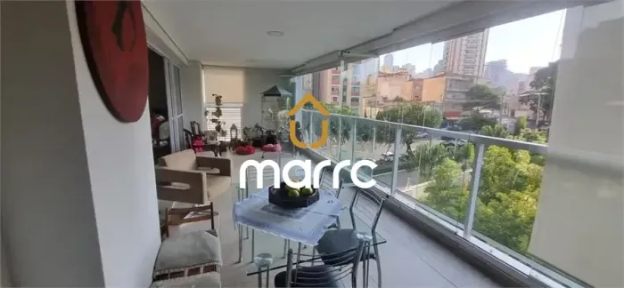 Apartamento com 4 dormitórios à venda em Aclimação - SP