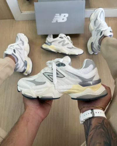 Tênis New Balance 9060 Couro Unissex Cor: Off/White - Disponível 34 AO 43 (Fotos Reais)