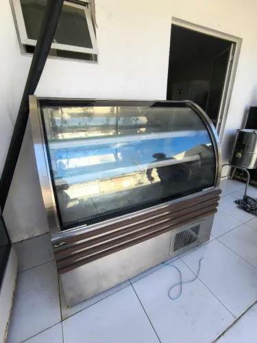 BALCÃO EXPOSITOR REFRIGERADO
