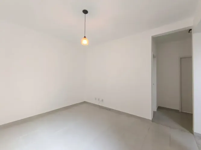 Alugo Apto no Residencial Marajoara 1, c/ 2 quartos, sala, cozinha, móveis planejados e 1