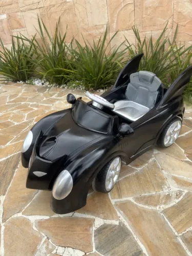 Carrinho Elétrico Infantil Batman | Bateria e carregador NOVOS
