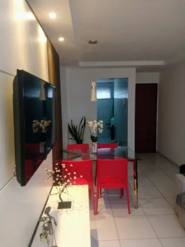Apartamento de 2 quartos em excelente localização nos Bancários, condomínio já incluso.