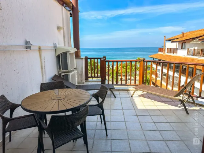 COBERTURA DUPLEX MOBILIADA - PRAIA GRANDE, UBATUBA