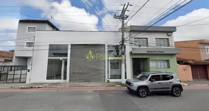 Oportunidade Única: Amplo Ponto Comercial de 500m² no Centro com Alto Fluxo de Pedestres e