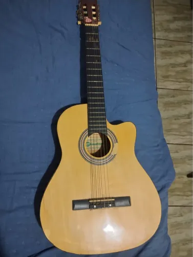 Violão corda de Nylon