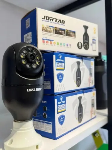 Câmera de segurança Bocal Wi-Fi 360° Preta Yoosee