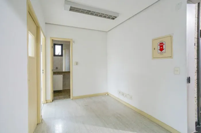 Sala comercial na Rua Traipu, 114 - sala 61  45 m²