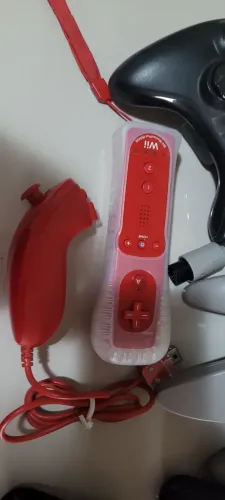Par de controles wii vermelho novo e muito raro impecável