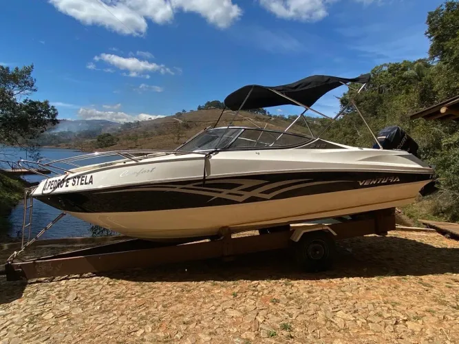 Lancha Ventura 215