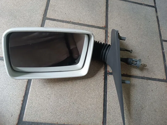 Retrovisor lado direito Fiat tipo com controle manual interno