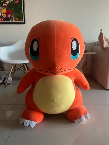Pelúcia Gigante Charmander Pokemon
