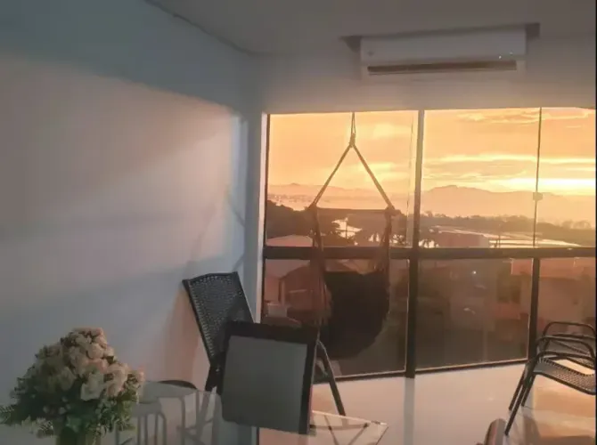 Apartamento vista mar com 3 suítes