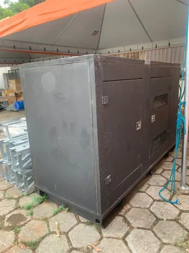 GERADOR FPT S8000 (3 cilindros) 125 KVA / 140KVA ANO 2023