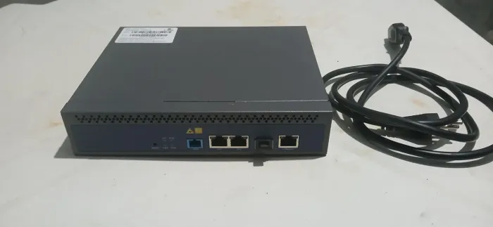 ?Kit POP Provedor FTTH GPON Completo (OLT V-Sol + RB3011 + Nobreak + Rack)
