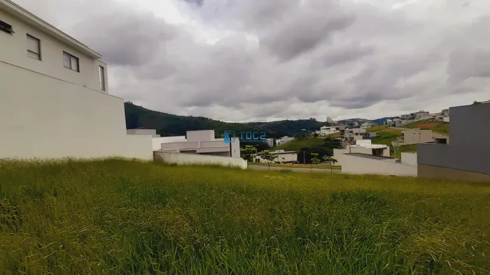 Terreno no Estrela Alta com 313,95 m²- Salvaterra- Juiz de Fora REF: 243