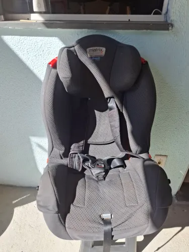 Cadeirinha auto para crianças até 13 kg