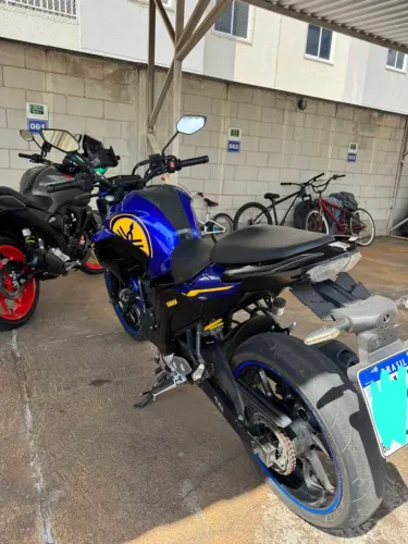 Fz25 azul, ipva 2026 pago
