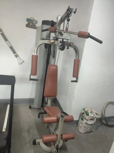 Vendo aparelho de musculação profissional