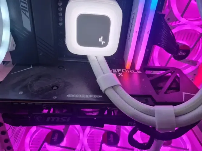 Placa de Vídeo RTX 3070 TI - MSI