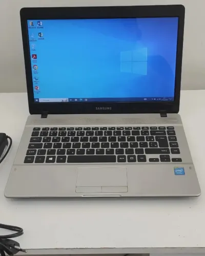 Samsung NP370E4K Notebook Celeron 3205U 4GB RAM SSD 128GB Tela 14" HD