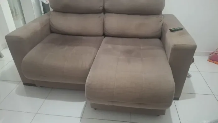 Sofá retrátil reclinável