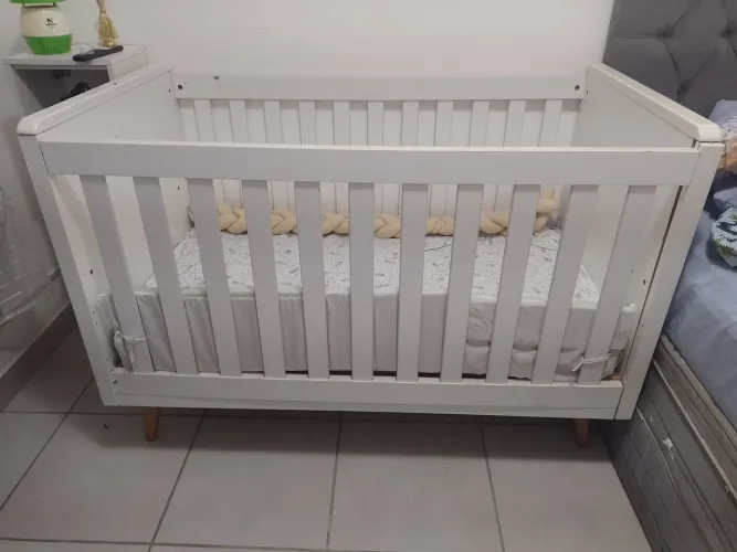 Vendo berço + colchão