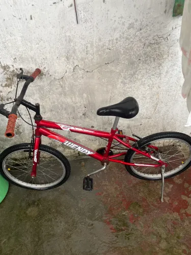 Vende-se bicicleta 