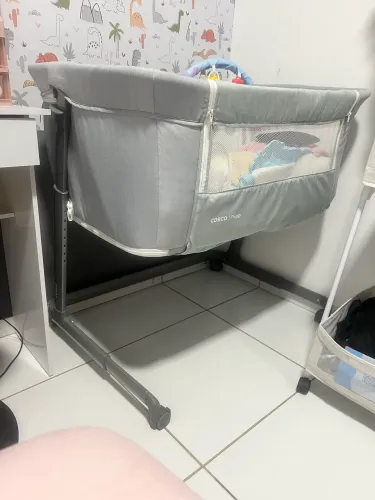Berço que acopla na cama 
