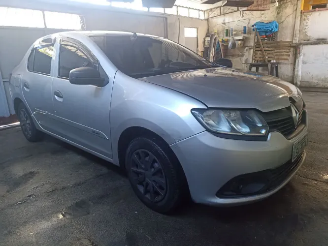 Renault Logan Authentique Hi-flex 1.0 16V 4P 2016