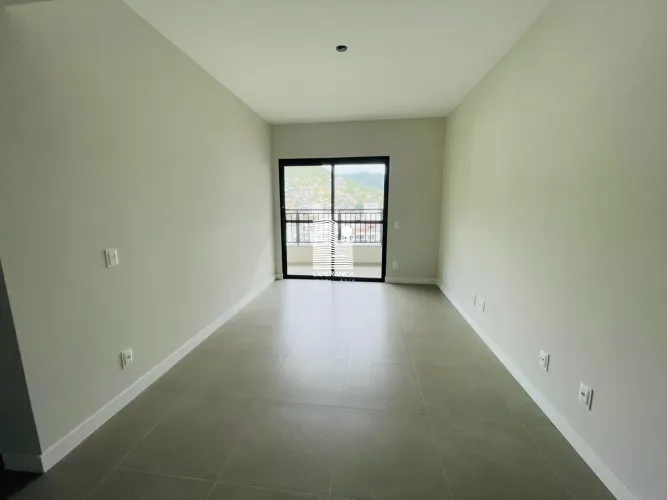Apartamento, Saco Grande, 03 Dormitórios/01 Suíte