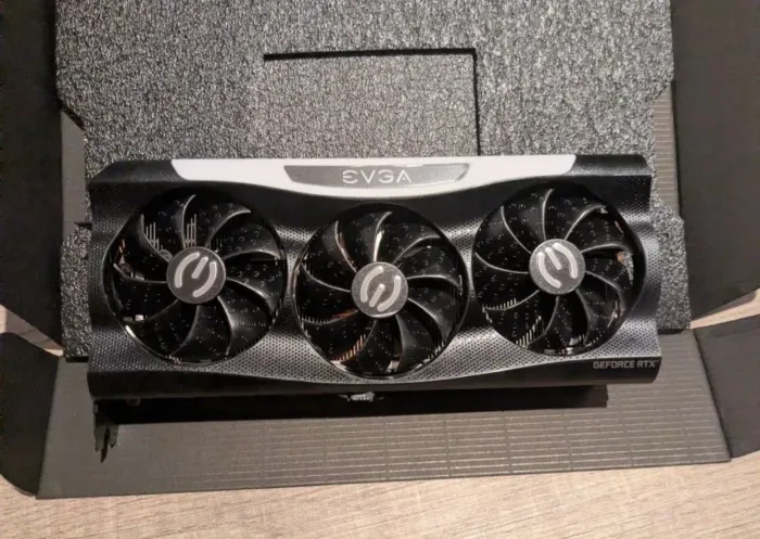 RTX 3070ti EVGA FTW a mais top das marca