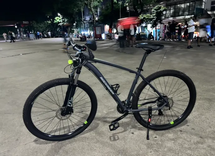 Bicicleta rockrider aro 29 toda em alumínio