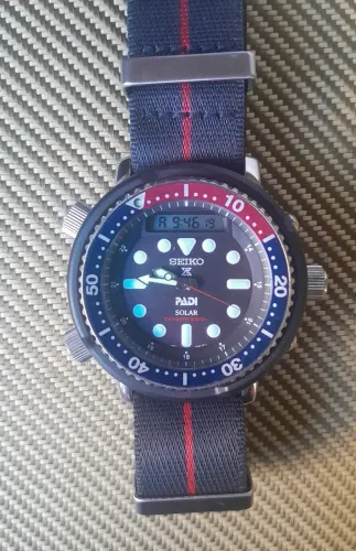 Seiko Arnie SNJ27 PADI com várias pulseiras