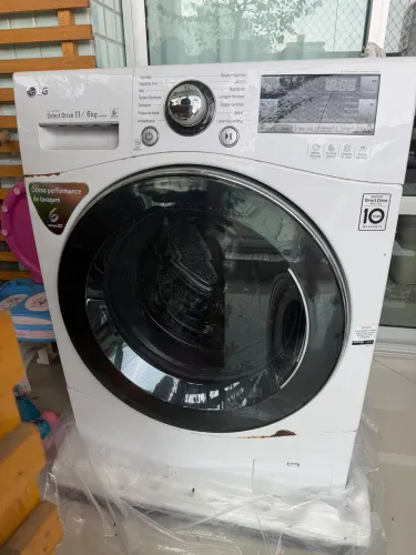 Lava e seca LG