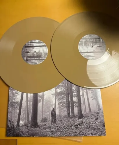 LP Taylor Swift - Folklore (2xLP Edição Especial Beige / Gold)
