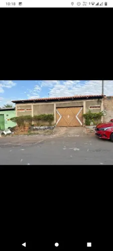 Linda casa a venda