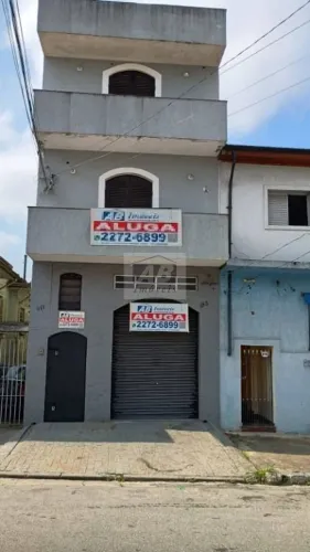 Prédio comercial e loja