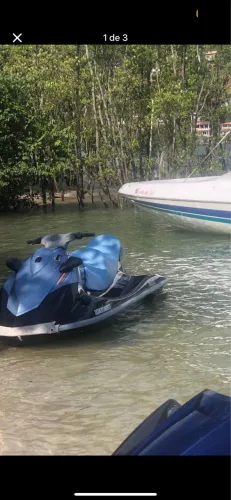 Vendo jet ski 1100. Com problema na engrenagem vou deixar a foto da peça com problema.
