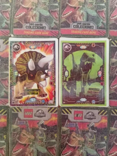 Vendo Duas cartas de dinossauro Jurassic Park Lego