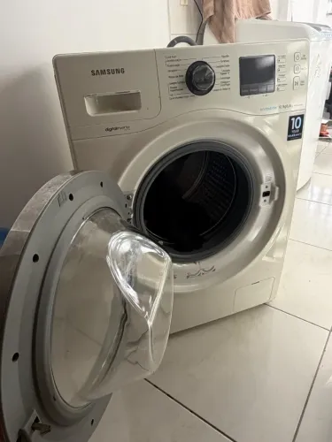 Máquina lava e seca