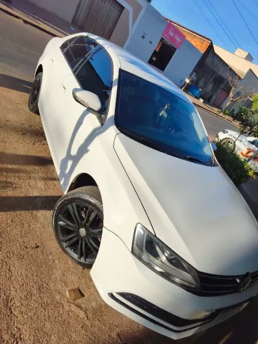 Volkswagen Jetta Comfortline 2.0 T.flex 8V 4P Tipt. 2015