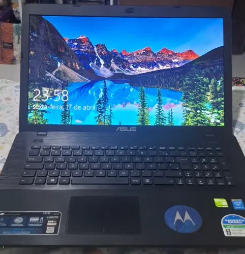 Notebook Asus 17" 12gb 256 ssd Core i5