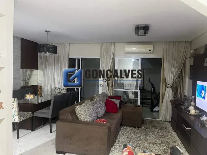 Sobrado à venda em São Bernardo do Campo (Demarchi) | 3 dorms (1 suíte) | 2 vagas | Varand