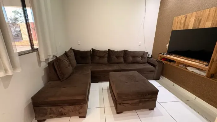 SOFA GLOBO ESTOFADO CARIBE DE CANTO C/PUFF
