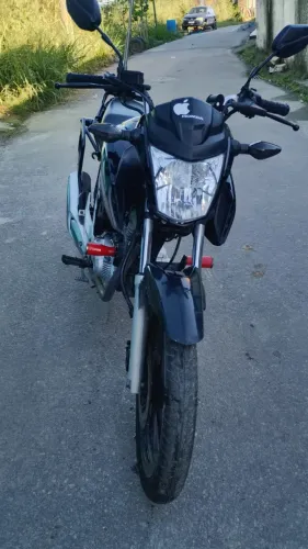 Motocicleta muito nova
