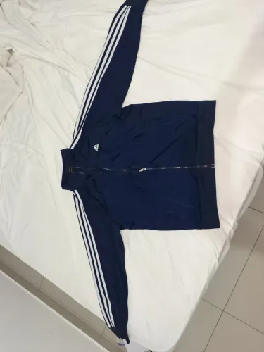 vendo conjunto da adidas USADO